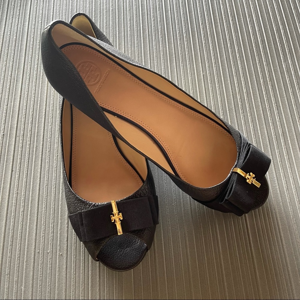 Tory burch flat Size 10 like new